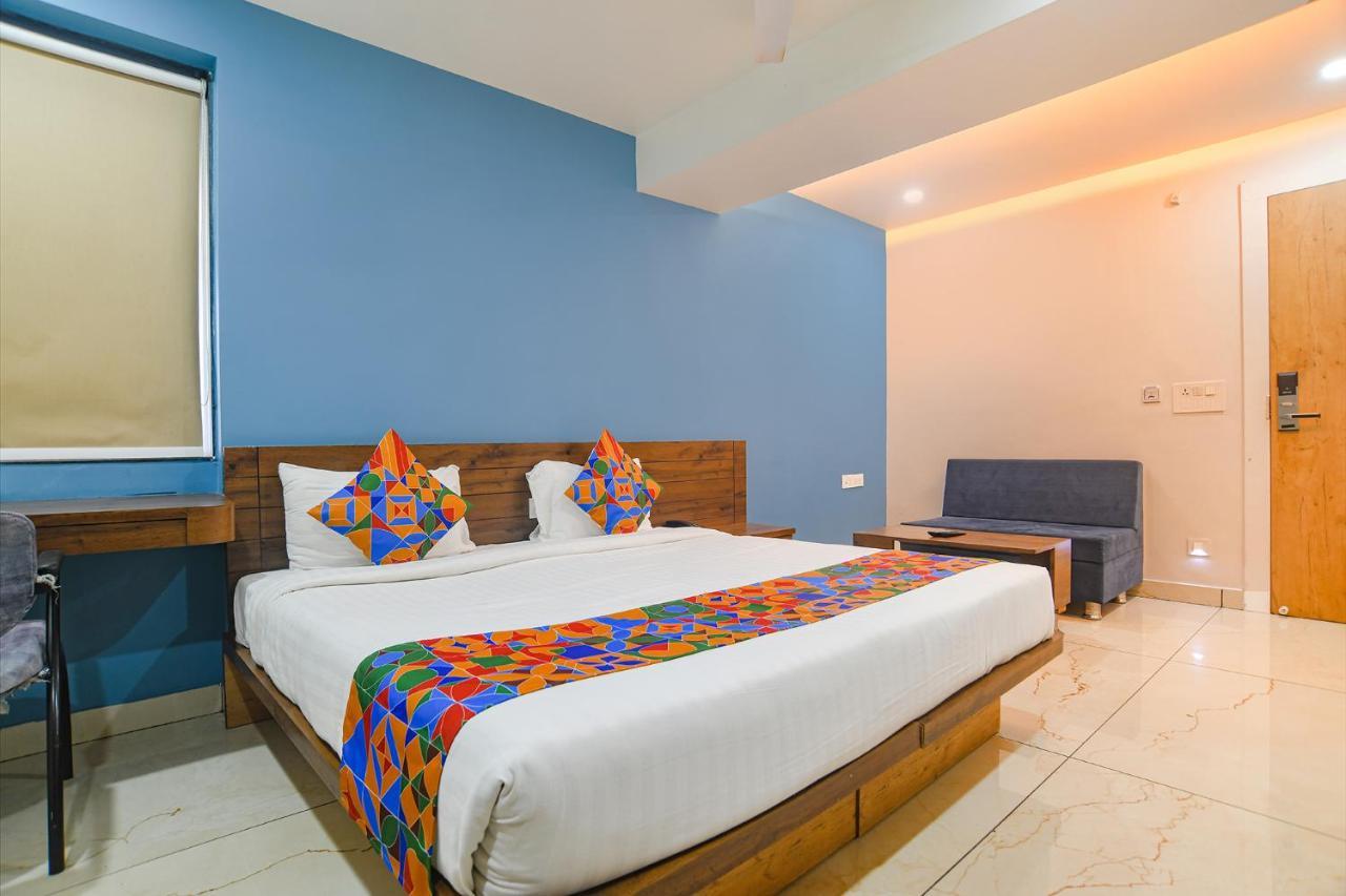 Fabhotel Blue Marine Индаур Экстерьер фото